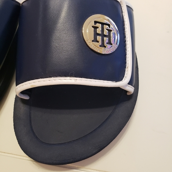 Tommy Hilfiger Blue Slides with Gold Emblem - Picture 2 of 4